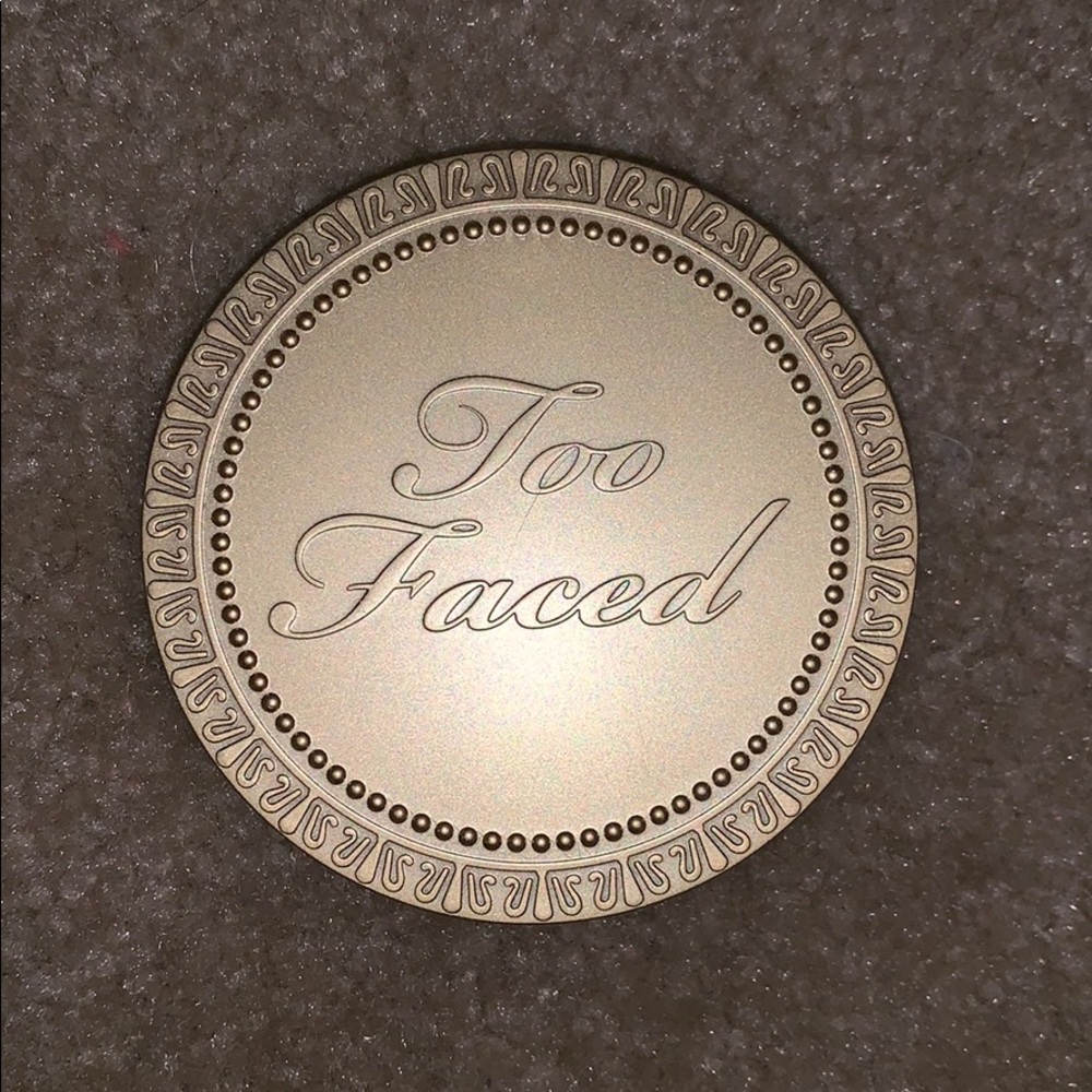 TOO FACED SUN BUNNY BRONZER